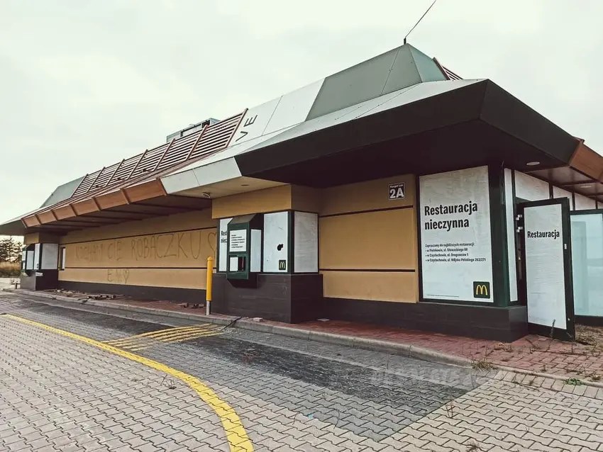 McDonald's i stacja w Kargał-Lesie